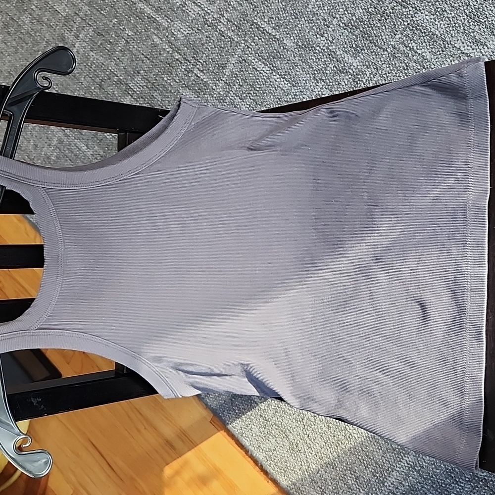 H&M Racer Bavk Ribbed Tee - Picture 4 of 4